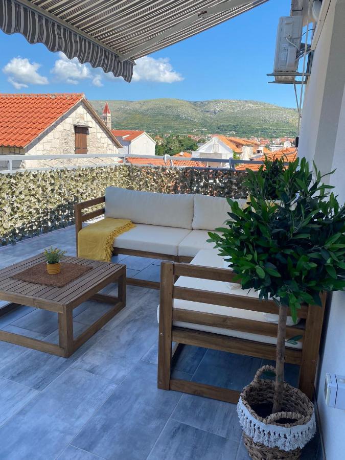 Апартаменты **Stone House ** Trogir Center ** Old Town Экстерьер фото